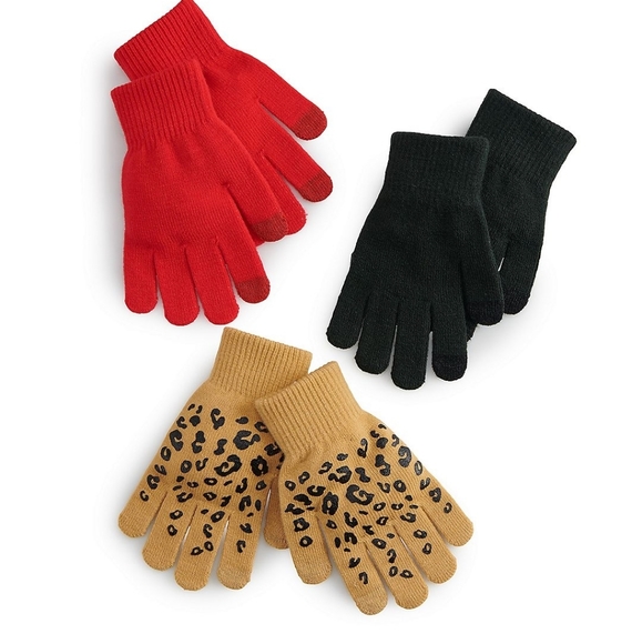 Nine Pairs of Gloves - Picture 4 of 9